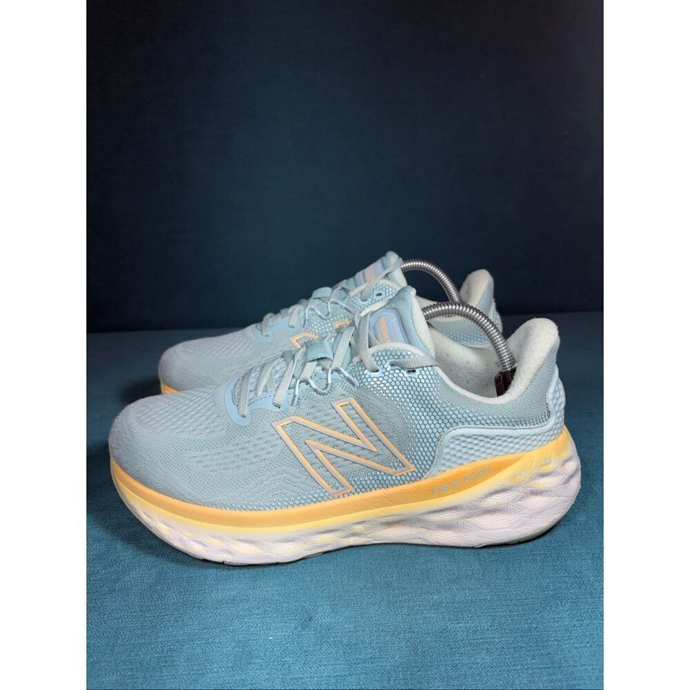 New Balance Fresh Foam X More v4 Women's Size 10.5 Blue Orange Running Shoes